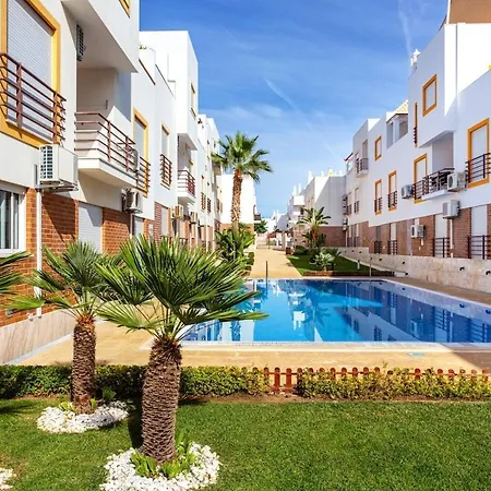 Apartment Pool And Beach,