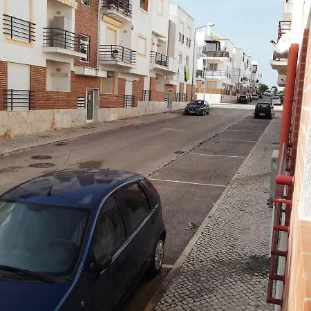 Pool And Beach, דירה